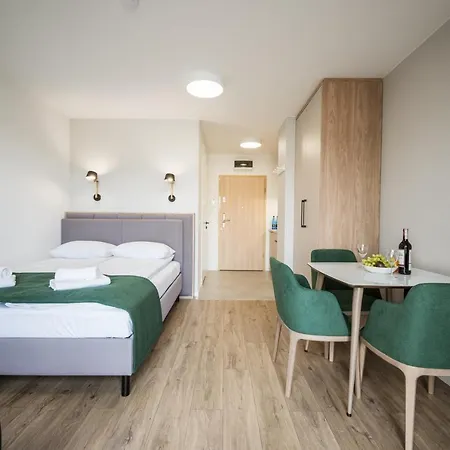 Marina Zoo Apartahotel