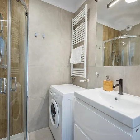 Apartahotel Marina Zoo