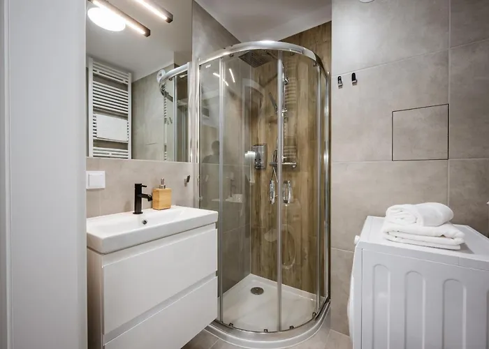 Aparthotel Marina Zoo 4*